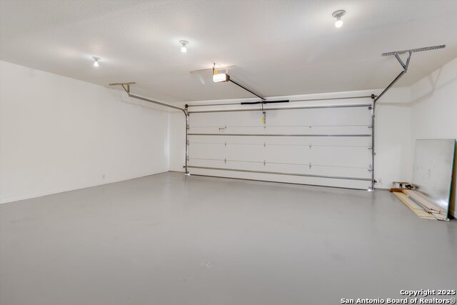 Listing photo id 24 for 116 Ridge Pl