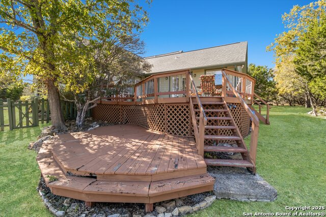 Listing photo id 29 for 116 Ridge Pl