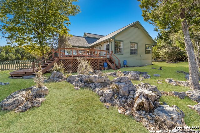 Listing photo id 30 for 116 Ridge Pl