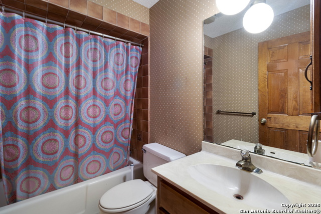 Listing photo id 11 for 29342 Seabiscuit