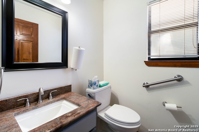 Listing photo id 4 for 29342 Seabiscuit