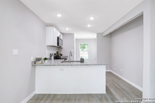 Image 10 of 31 For 775 Yucca