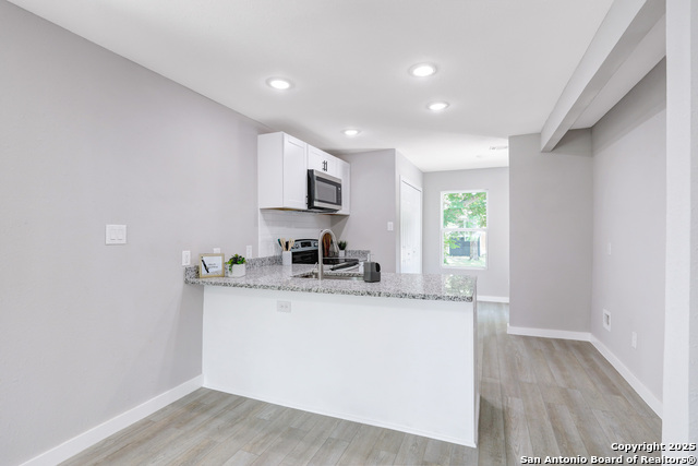 Image 11 of 31 For 775 Yucca