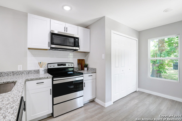 Image 14 of 31 For 775 Yucca