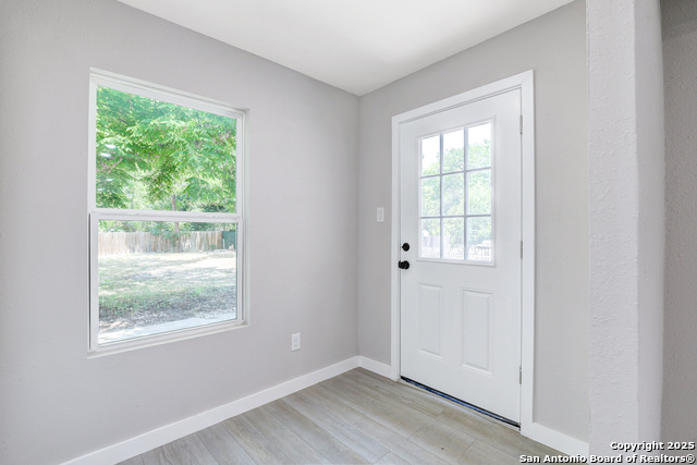 Image 17 of 31 For 775 Yucca