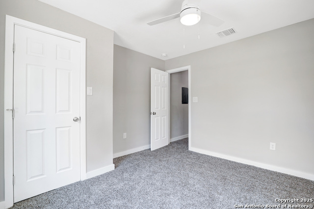 Image 27 of 31 For 775 Yucca