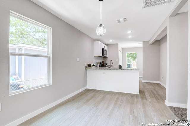 Image 9 of 31 For 775 Yucca