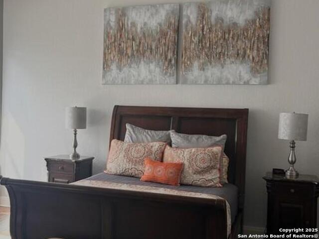 Listing photo id 23 for 6934 Laura  