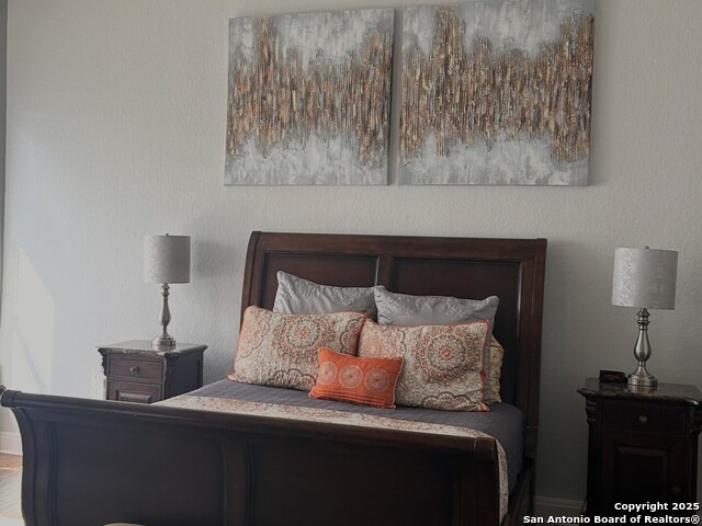 Image 17 of 20 For 6934 Laura