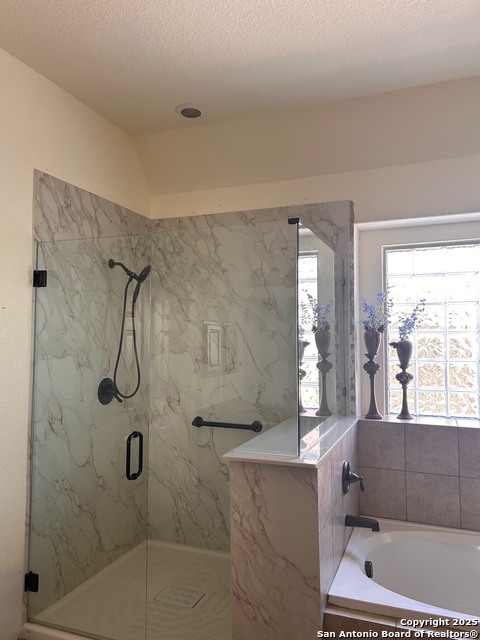 Image 19 of 20 For 6934 Laura