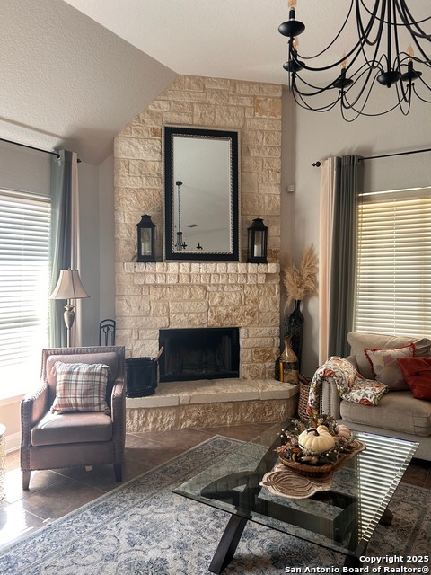 Image 8 of 20 For 6934 Laura