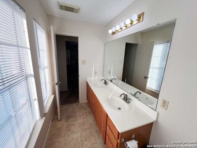 Image 25 of 36 For 10214 Sandbrook Hill