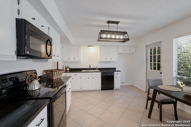 Image 7 of 19 For 11303 Vance Jackson B3