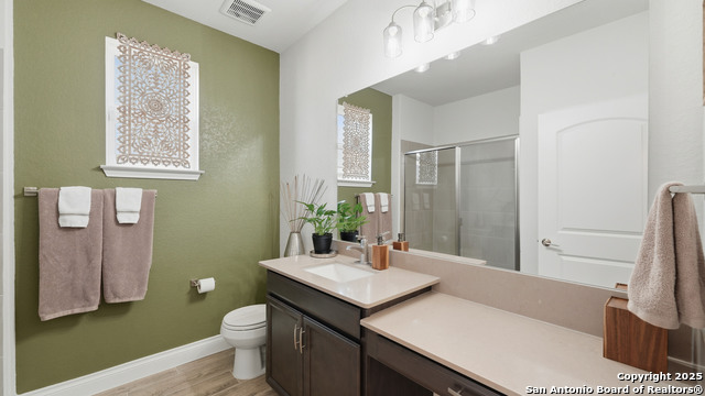 Image 21 of 46 For 820 Silverberry