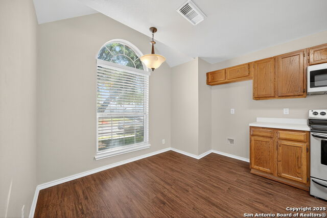 Image 13 of 32 For 1028 Gate Creek