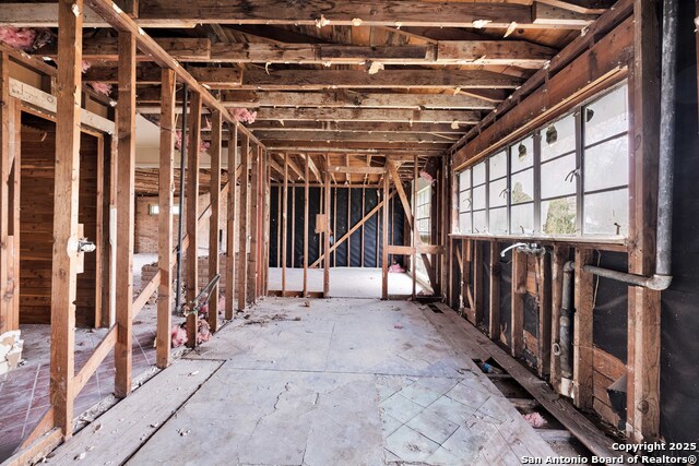 Image 5 of 6 For 315 Blue Bonnet St