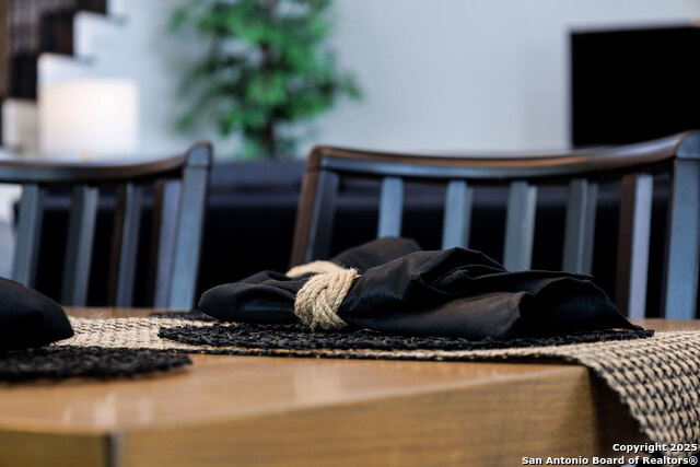 Image 15 of 37 For 12906 Fort Belknap