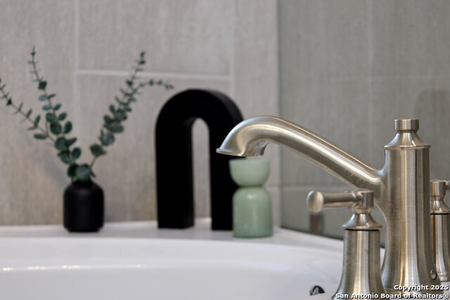 Image 20 of 37 For 12906 Fort Belknap