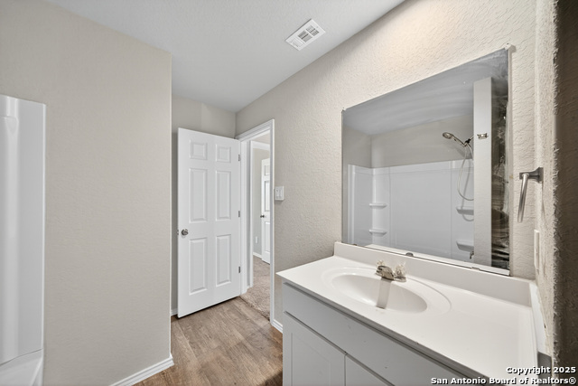 Image 23 of 31 For 10419 Lateleaf Oak