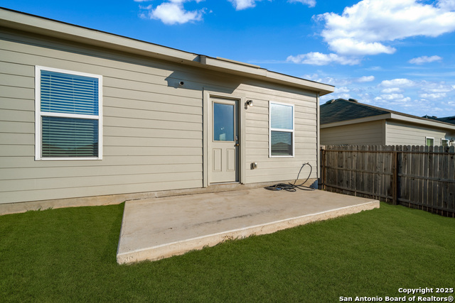 Image 28 of 31 For 10419 Lateleaf Oak