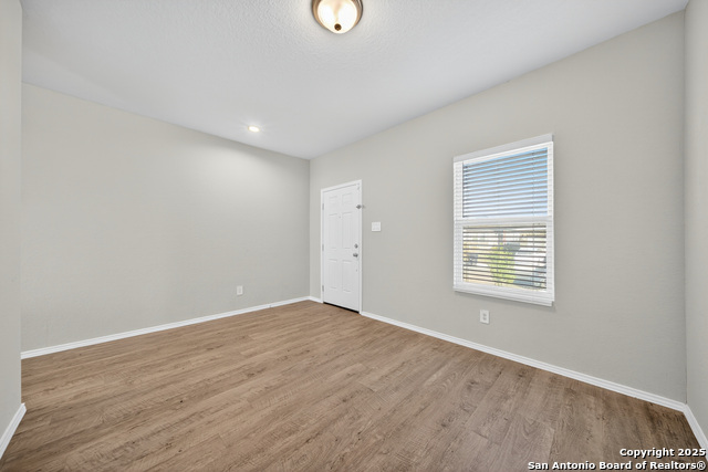 Image 6 of 31 For 10419 Lateleaf Oak