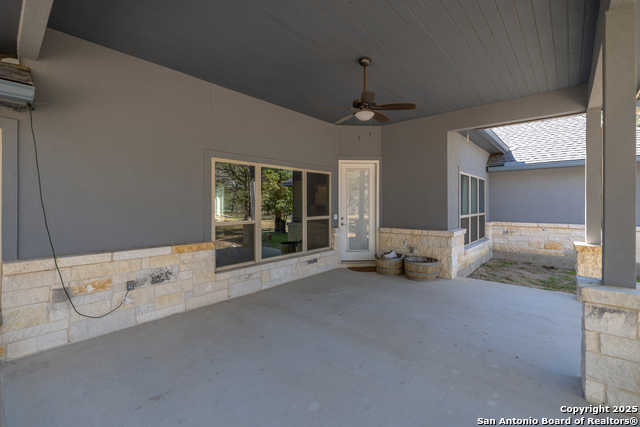 Image 11 of 35 For 355 Shannon Ridge Dr