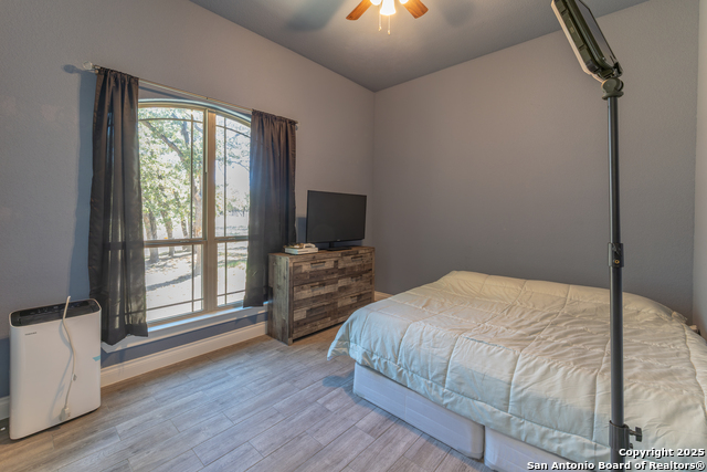 Image 24 of 35 For 355 Shannon Ridge Dr