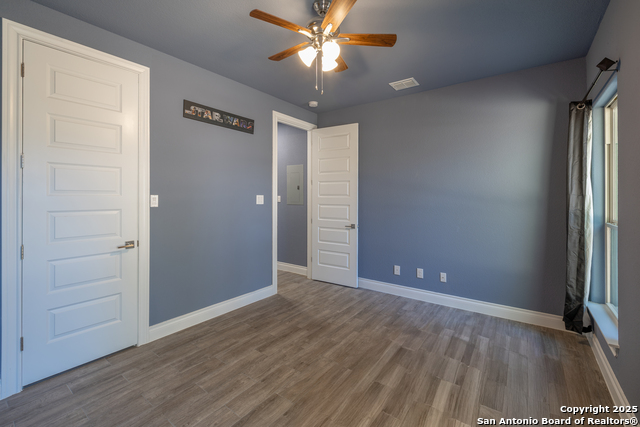 Image 26 of 35 For 355 Shannon Ridge Dr