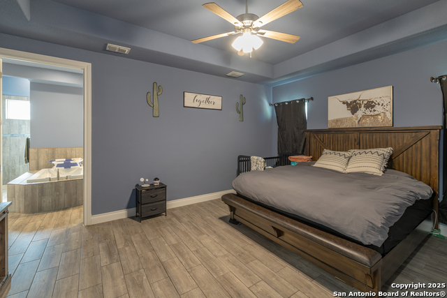 Image 27 of 35 For 355 Shannon Ridge Dr