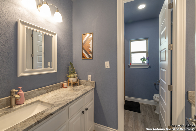 Image 28 of 35 For 355 Shannon Ridge Dr