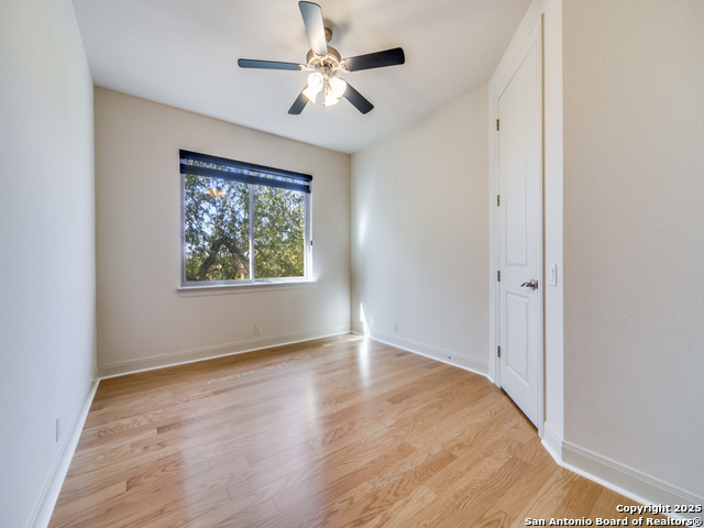 Image 21 of 36 For 16 Liser Glen