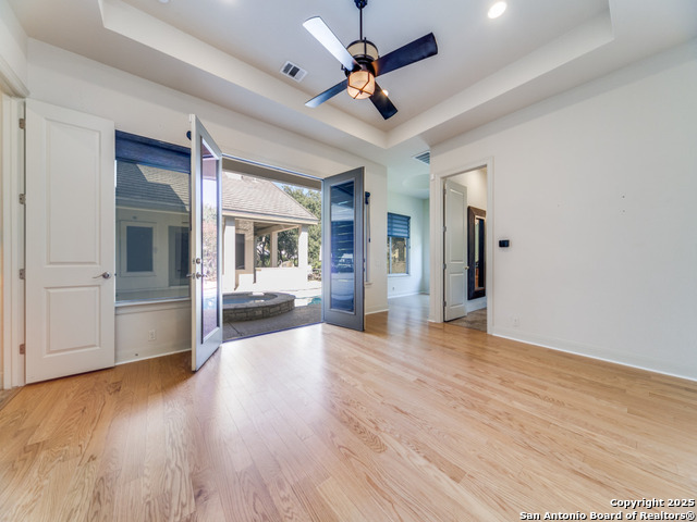 Image 23 of 36 For 16 Liser Glen