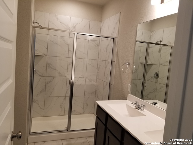 Image 11 of 23 For 6123 Longhurst