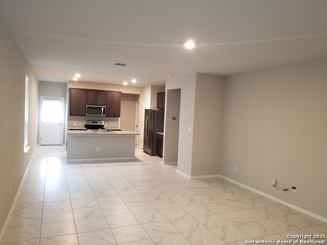 Image 6 of 23 For 6123 Longhurst