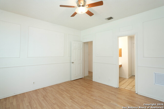 Image 15 of 20 For 11009 Almond Prk