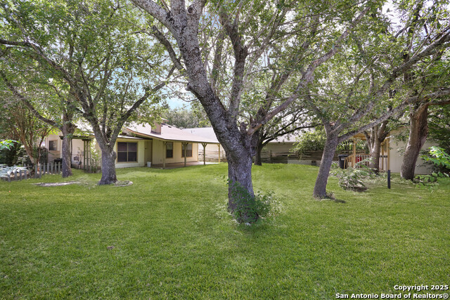 Image 5 of 20 For 11009 Almond Prk