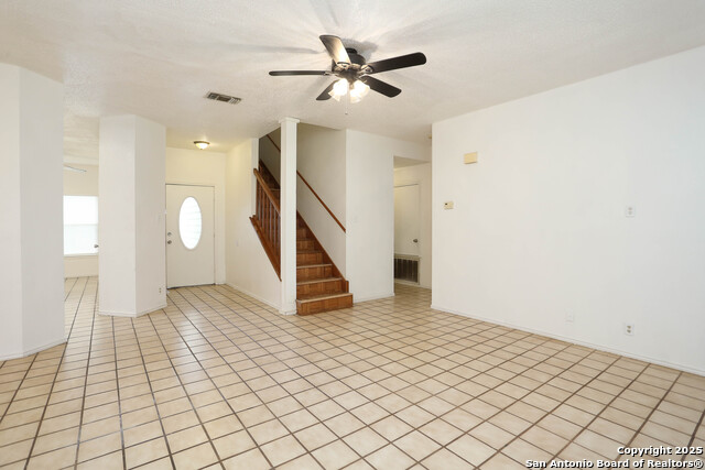 Image 7 of 20 For 11009 Almond Prk