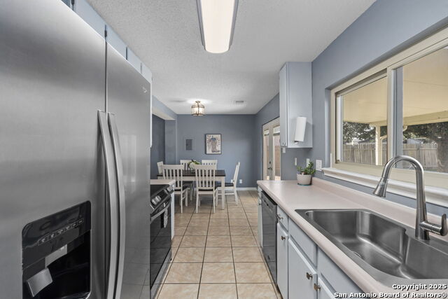 Image 11 of 40 For 3315 Glacier Lake