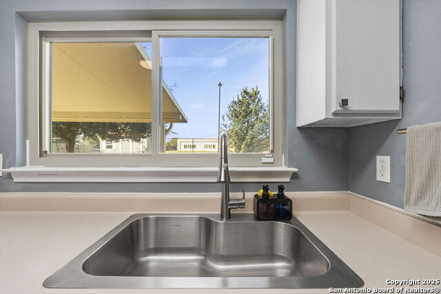 Image 12 of 40 For 3315 Glacier Lake