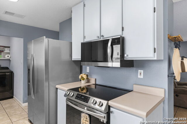 Image 13 of 40 For 3315 Glacier Lake