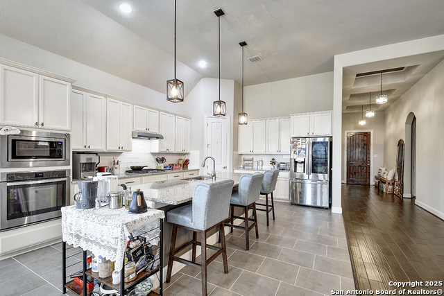 Image 10 of 31 For 12822 Florianne