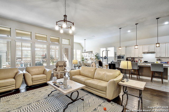 Image 7 of 31 For 12822 Florianne