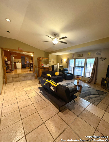 Image 16 of 21 For 42 Mobile Rd