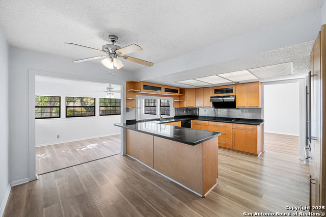 Image 11 of 46 For 6102 Woodmoor