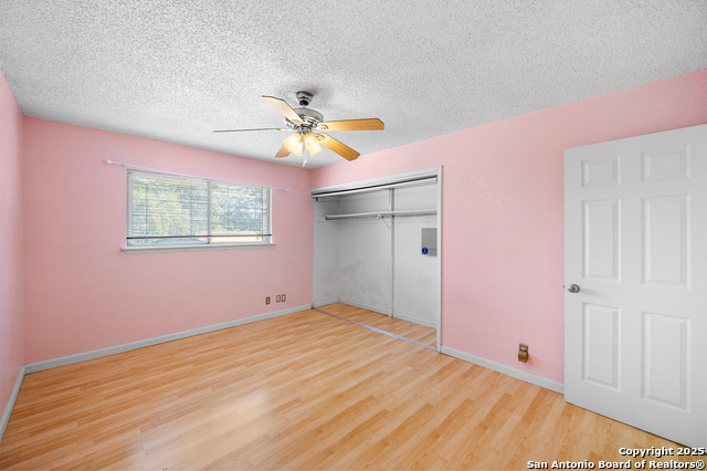 Image 31 of 46 For 6102 Woodmoor