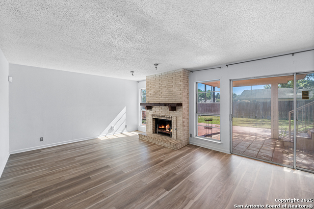 Image 7 of 46 For 6102 Woodmoor