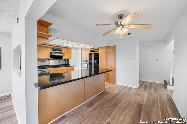 Image 9 of 46 For 6102 Woodmoor