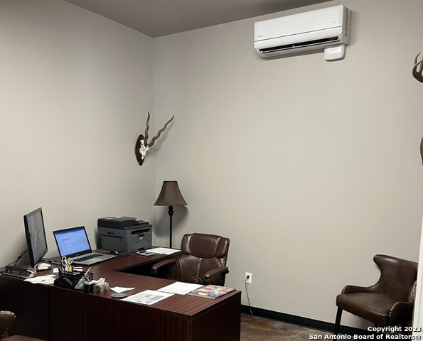 Listing photo id 2 for 8845 Fm 1976  107