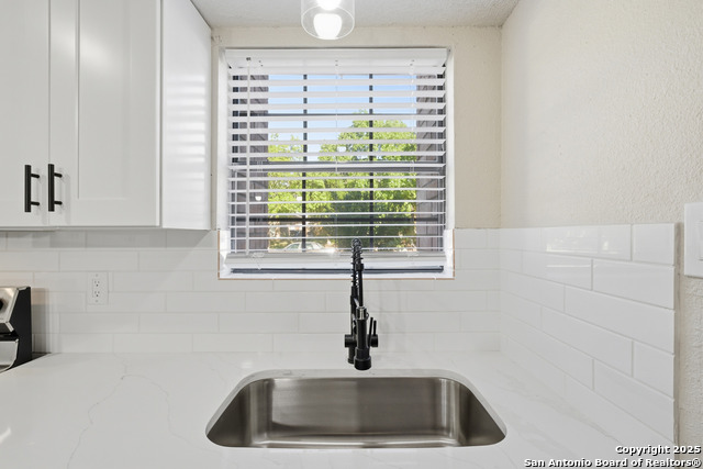 Image 14 of 36 For 8402 Timber Belt