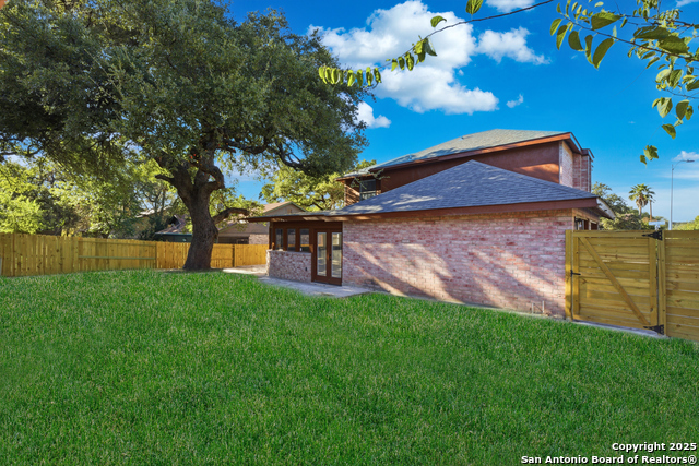 Image 30 of 36 For 8402 Timber Belt